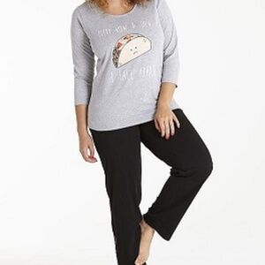 PRETTY SECERTS 3/4 PAJAMA SET TACO PRINT - GRAY SIZE 16/18 (NEW WITH TAGS)